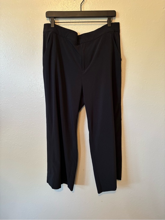 Athleta Pants - Athleta featherweight Greenwich gaucho cropped pants